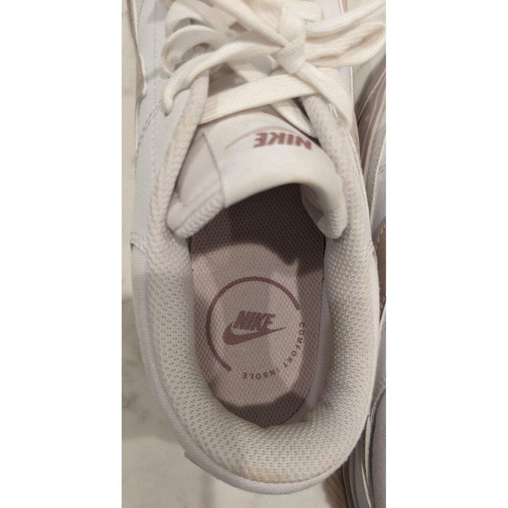 Women's NIKE Court Legacy Lift Shoes in White/Smokey Mauve Platform Sneakers 7.5 - Picture 9 of 11